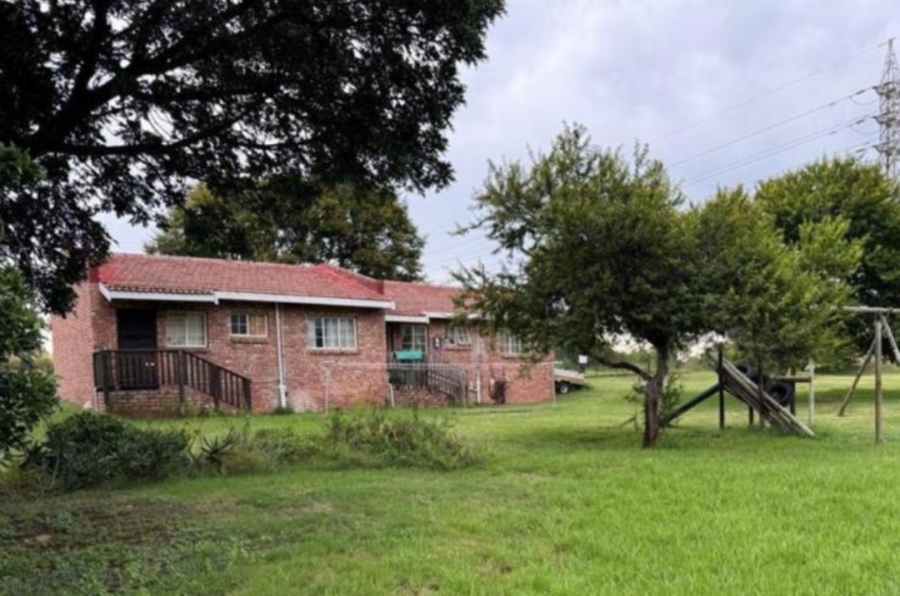 4 Bedroom Property for Sale in Manor Heights Eastern Cape